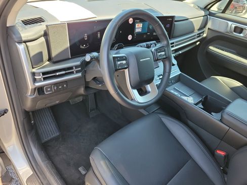 Used 2026 Hyundai Santa Fe SEL AWD/4WD image 3