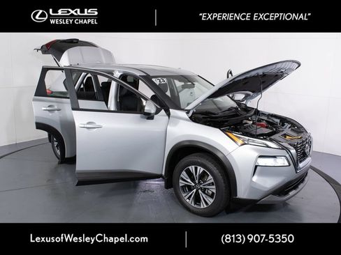 Used 2023 Nissan Rogue SV FWD image 5