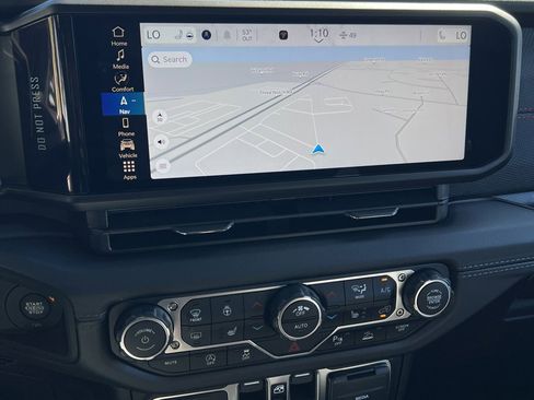 New 2026 Jeep Wrangler Unlimited Rubicon AWD/4WD image 24