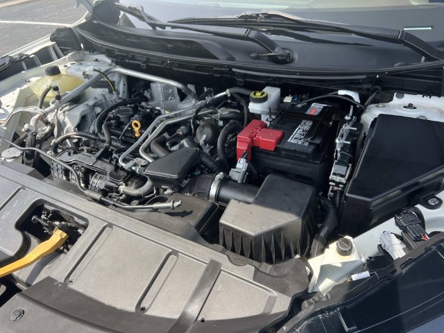 Used 2022 Nissan Rogue S AWD/4WD image 10