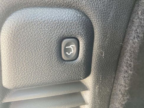 Used 2024 Dodge Durango R/T RWD image 8