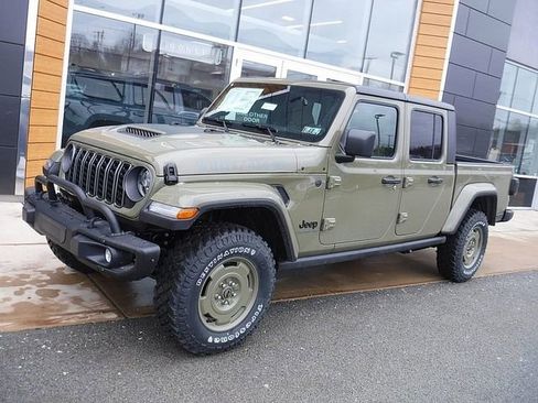 New 2026 Jeep Gladiator Willys AWD/4WD image 1