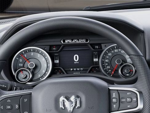 New 2026 RAM 1500 Express AWD/4WD image 17