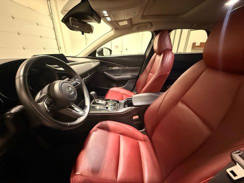 Used 2025 MAZDA CX-30 AWD 2.5 S w/ Preferred Package image 16