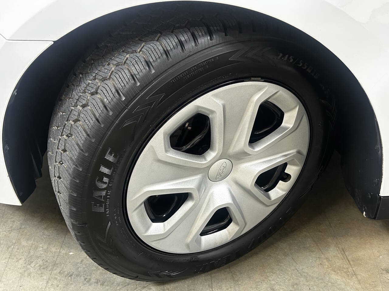 Used 2016 Ford Taurus Police Interceptor AWD image 9