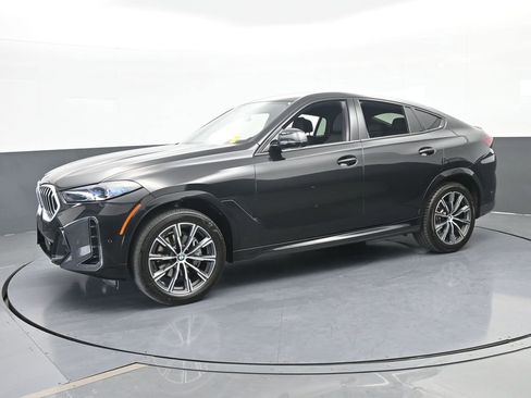 Used 2025 BMW X6 xDrive40i image 2