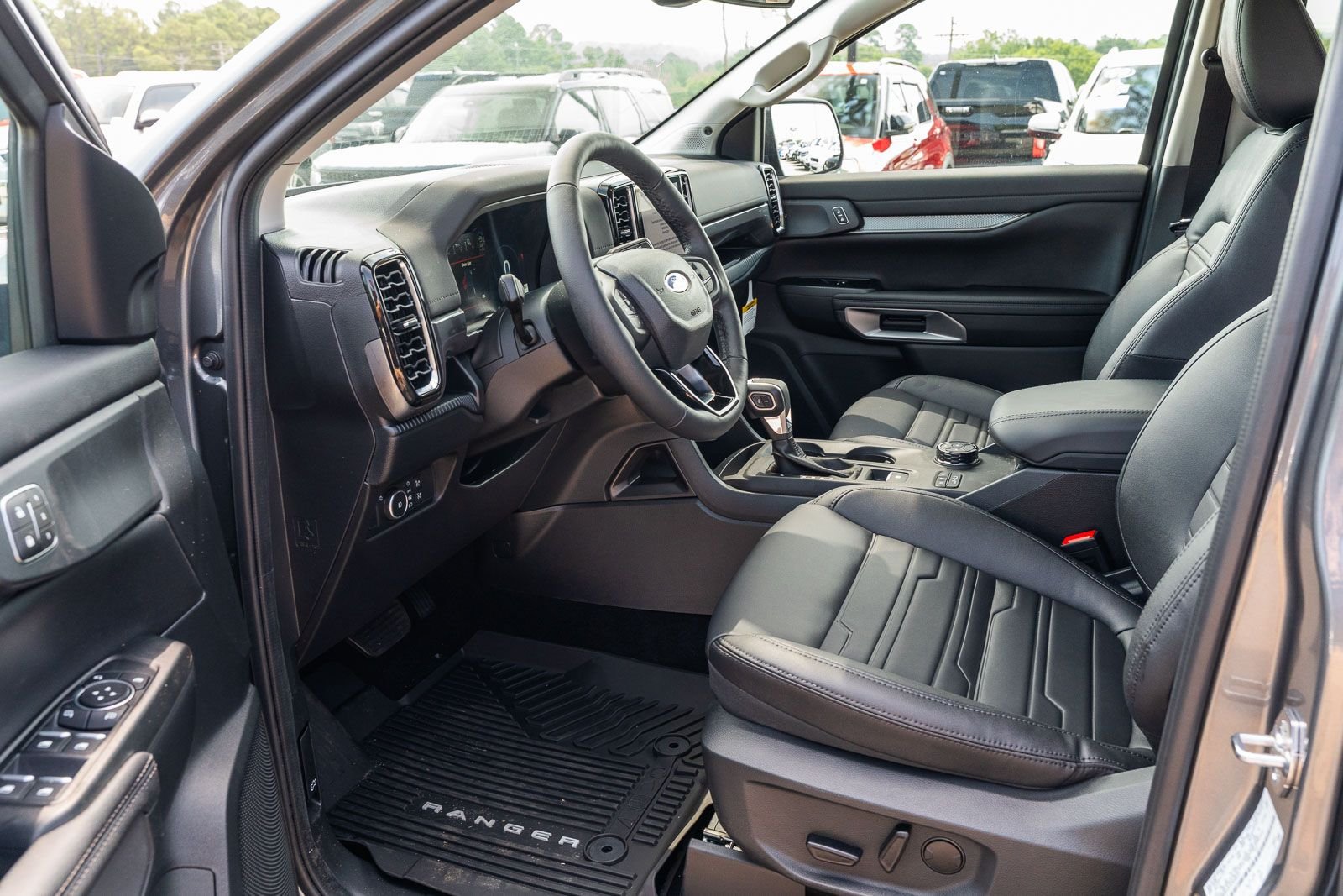 New 2026 Ford Ranger Lariat w/ FX4 Off-Road Package AWD/4WD image 13
