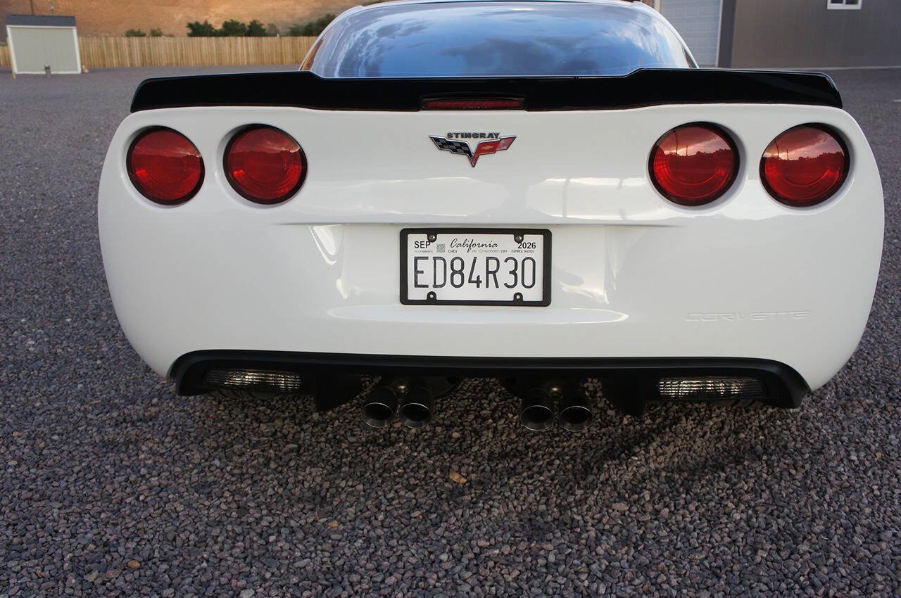 Used 2011 Chevrolet Corvette Coupe w/ 1LT RWD image 44
