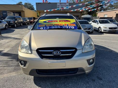 Used 2007 Kia Rondo EX w/ Premium Pkg image 2