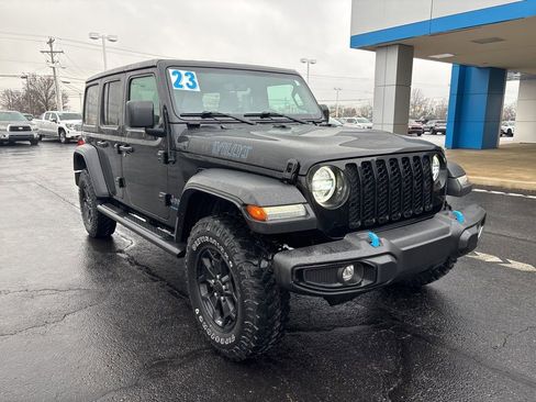 Used 2023 Jeep Wrangler Unlimited w/ Cold Weather Group image 7