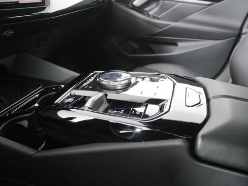 Used 2026 BMW 530i image 23