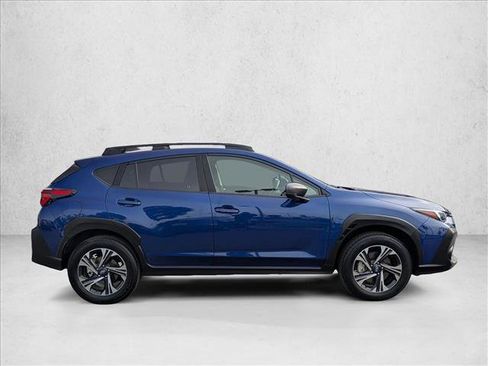 Certified 2025 Subaru Crosstrek 2.0i Premium image 5