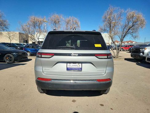 Used 2024 Jeep Grand Cherokee Laredo X w/ Luxury Tech Group I image 5