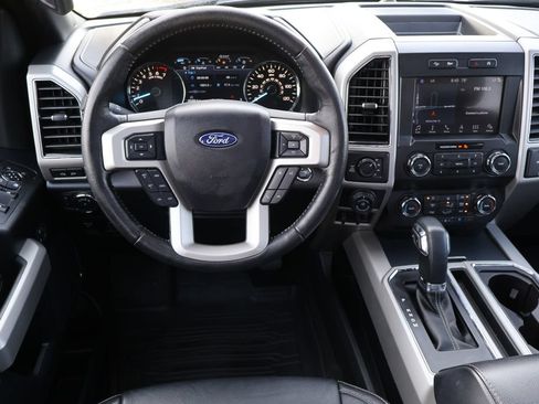 Certified 2019 Ford F150 Lariat AWD/4WD image 6