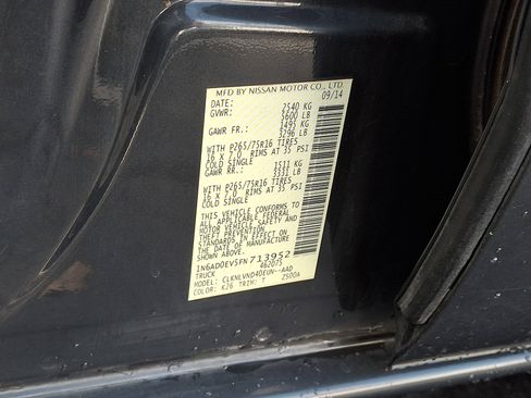 Used 2015 Nissan Frontier PRO-4X w/ Pro-4x Luxury Package image 28