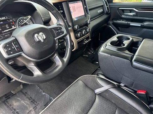Used 2022 RAM 1500 Laramie image 10