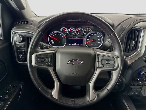 Used 2021 Chevrolet Silverado 1500 LT Trail Boss w/ Convenience Package II image 11