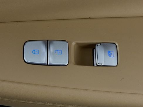 Used 2023 Hyundai Santa Fe Calligraphy image 29