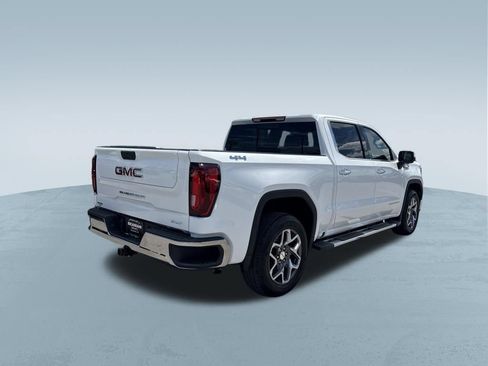 New 2026 GMC Sierra 1500 SLT w/ SLT Premium Package AWD/4WD image 9