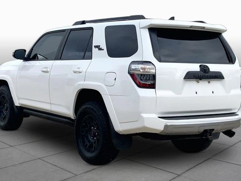Used 2022 Toyota 4Runner TRD Off-Road Premium AWD/4WD image 11