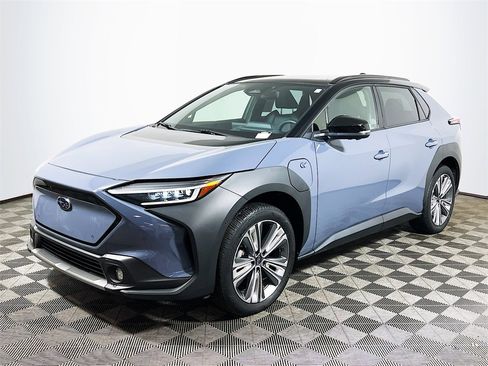 Used 2023 Subaru Solterra AWD image 4