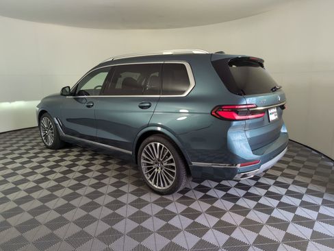 Used 2026 BMW X7 xDrive40i image 3