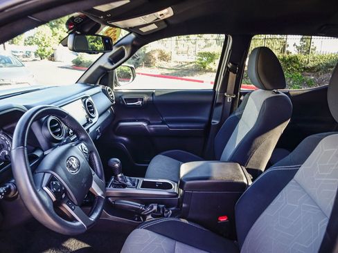 Certified 2023 Toyota Tacoma TRD Sport image 21