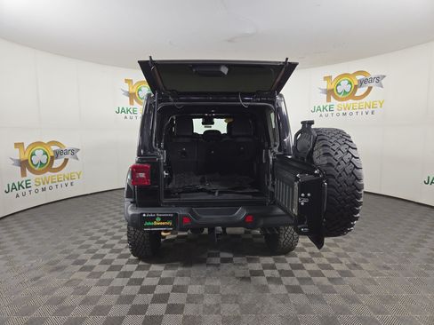 Used 2022 Jeep Wrangler Unlimited Rubicon w/ Trailer Tow Package AWD/4WD image 34