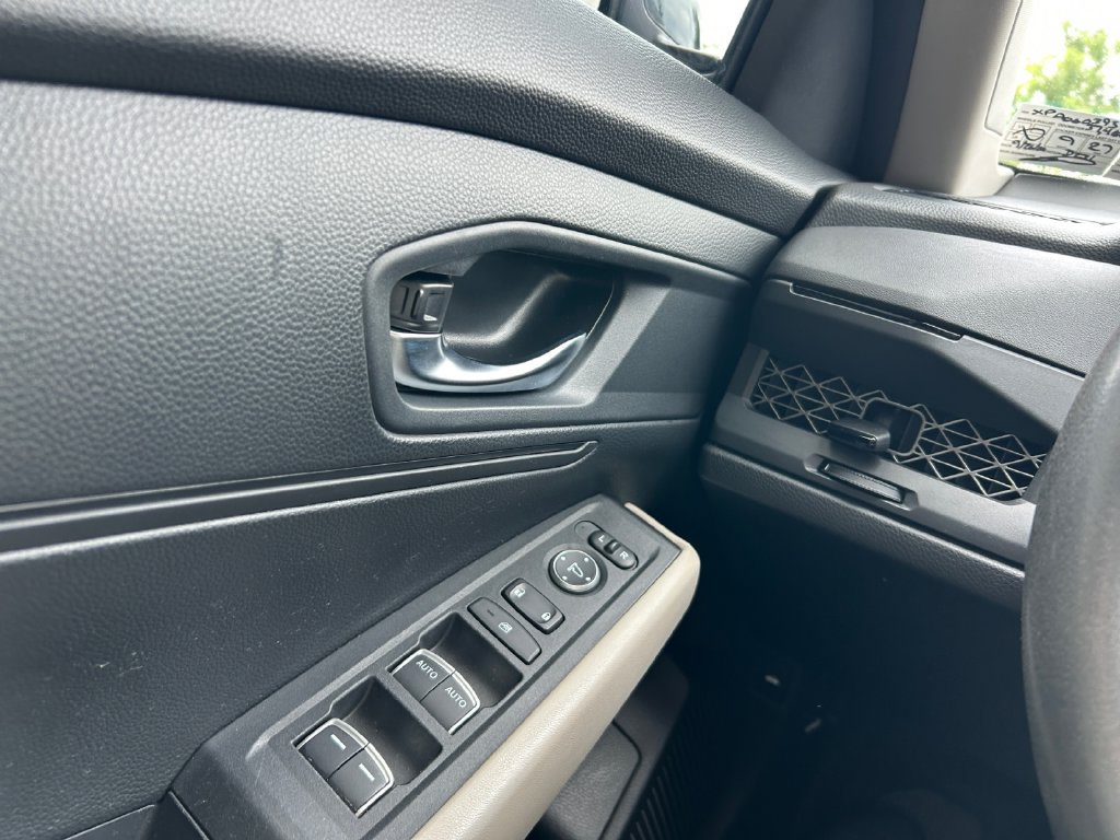 Used 2023 Honda Accord LX image 19