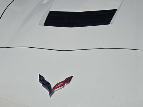 Used 2015 Chevrolet Corvette Stingray Coupe w/ 2LT Preferred Equipment Group image 7