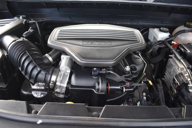 Used 2020 GMC Acadia SLT AWD/4WD image 40
