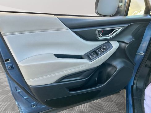 Used 2022 Subaru Forester Premium AWD/4WD image 21