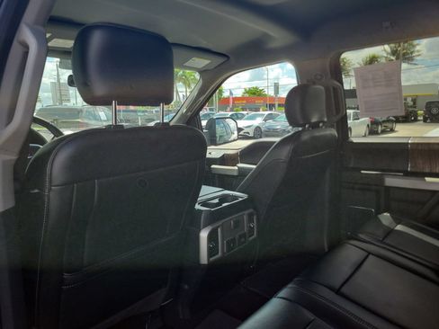 Used 2020 Ford F150 Lariat RWD image 12