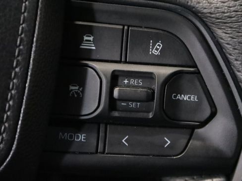 Used 2025 Toyota Sequoia TRD Pro AWD/4WD image 18