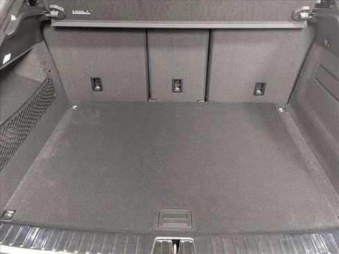 Used 2025 Porsche Cayenne Coupe image 22