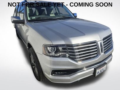 Used 2017 Lincoln Navigator Select