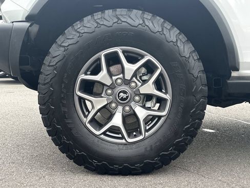 Used 2025 Ford Bronco Badlands AWD/4WD image 16