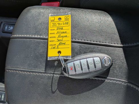 Used 2018 Nissan Rogue SV AWD/4WD image 33