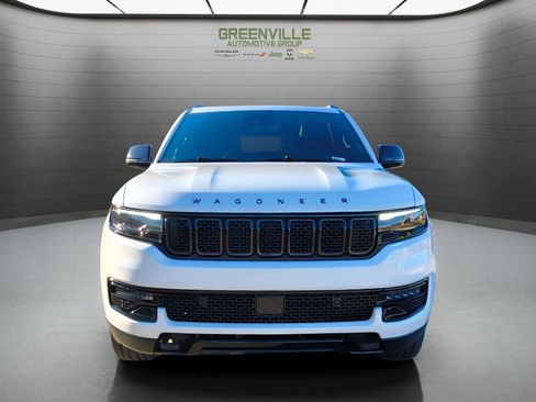 Used 2024 Jeep Wagoneer Series II RWD image 12