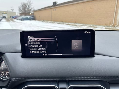 Used 2025 MAZDA CX-5 AWD 2.5 S w/ Preferred Package image 21