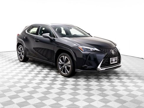 Used 2023 Lexus UX 250h AWD w/ Premium Package image 8