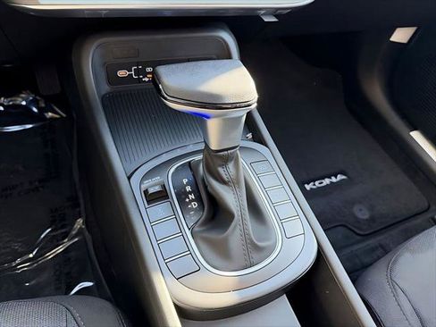 New 2026 Hyundai Kona SE image 24