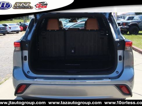 Used 2021 Toyota Highlander Platinum AWD/4WD image 18