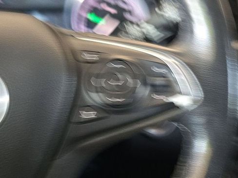 Used 2022 Buick Envision Avenir w/ Technology Package II image 13