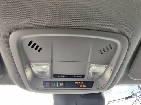 Used 2023 Chevrolet Malibu LT image 12