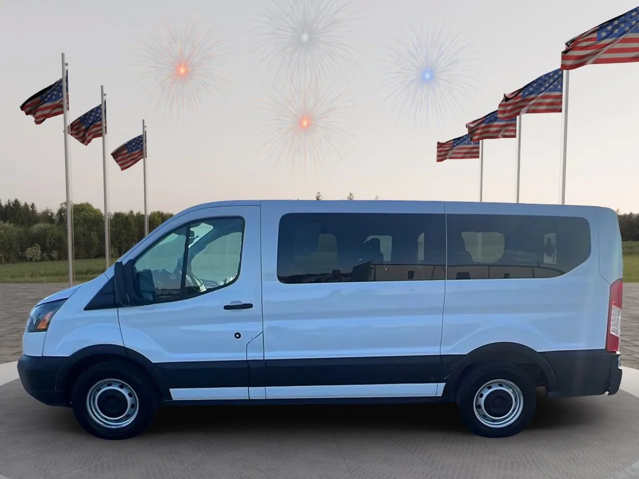 Used 2019 Ford Transit 150 XL RWD image 4