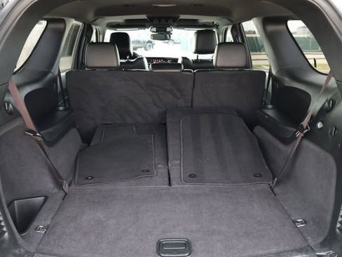 Used 2024 Dodge Durango GT image 8