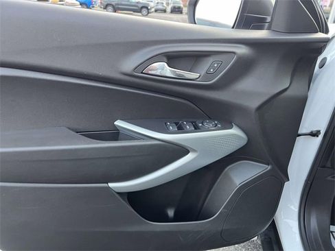 Certified 2024 Chevrolet Trax LS image 15