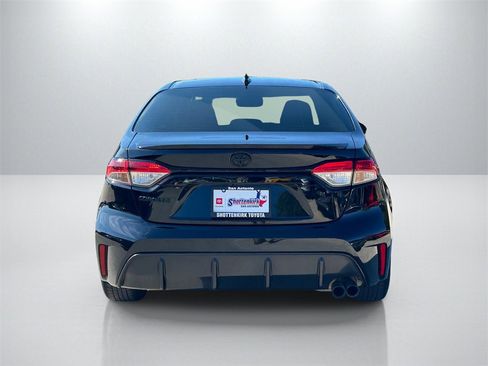 Used 2023 Toyota Corolla SE image 6