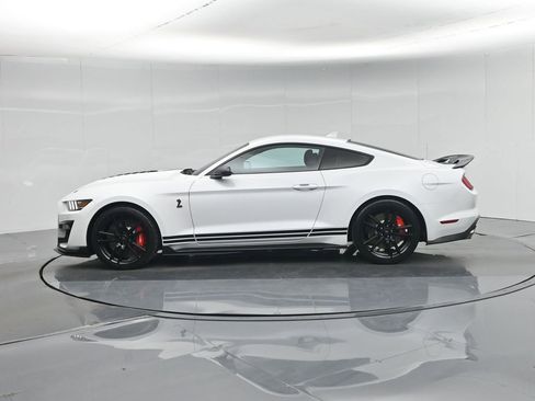 Used 2022 Ford Mustang Shelby GT500 w/ Technology Package RWD image 28